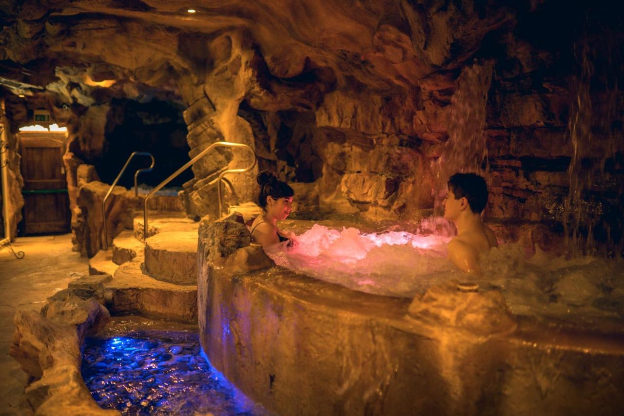 Casanova - Wellness Center La Grotta Etrusca Ξενοδοχείο San Quirico dʼOrcia Εξωτερικό φωτογραφία