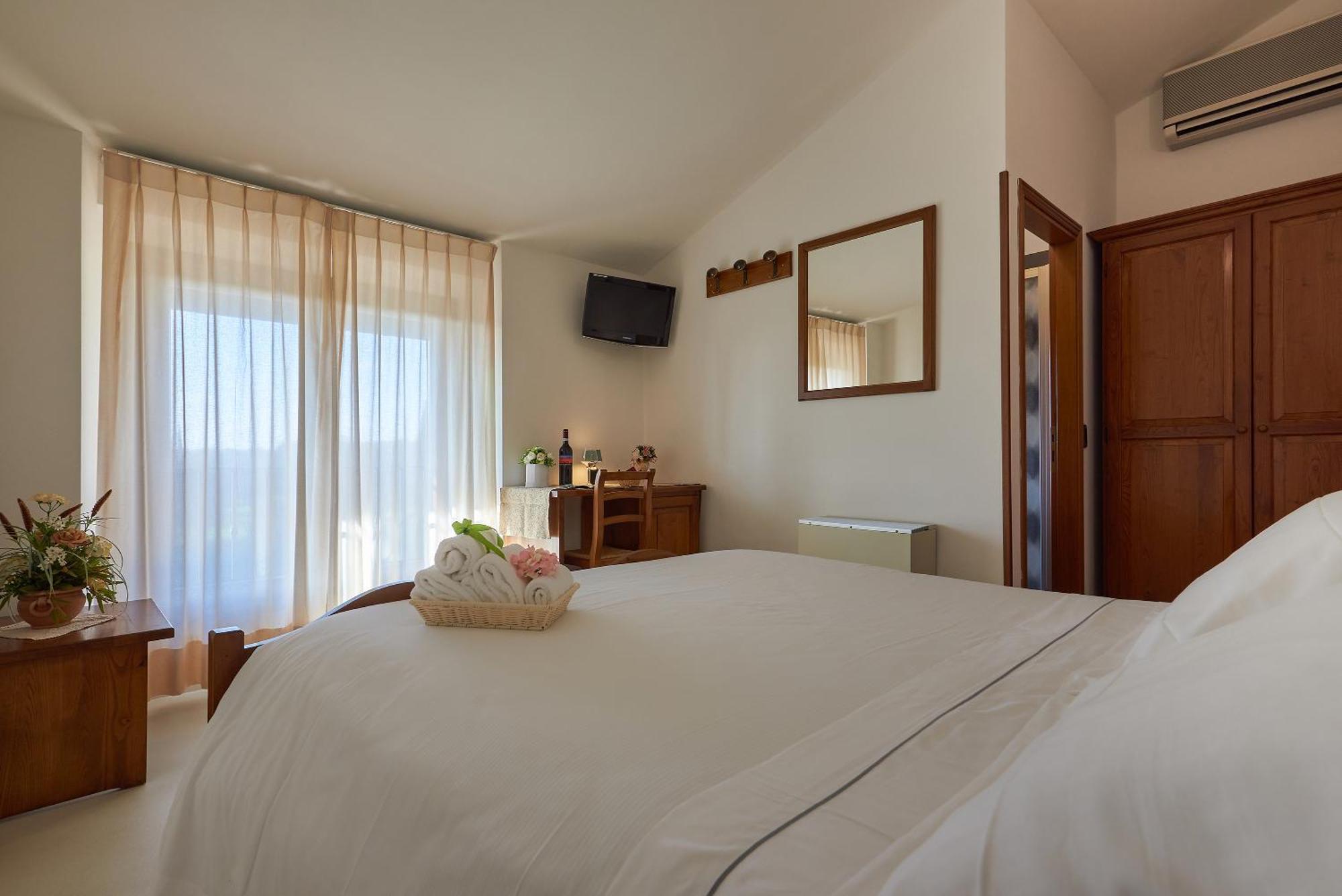 Casanova - Wellness Center La Grotta Etrusca Ξενοδοχείο San Quirico dʼOrcia Εξωτερικό φωτογραφία