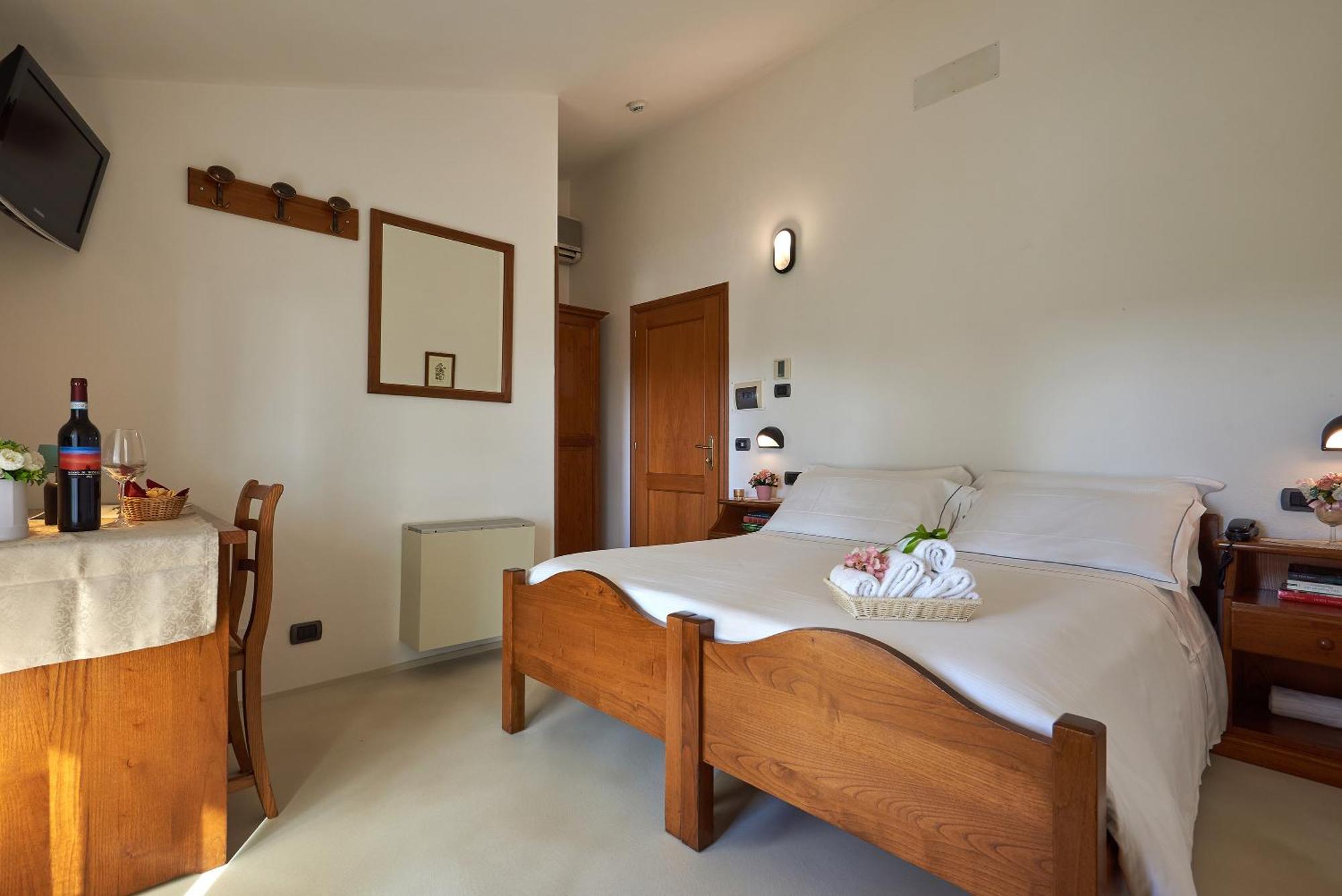 Casanova - Wellness Center La Grotta Etrusca Ξενοδοχείο San Quirico dʼOrcia Εξωτερικό φωτογραφία