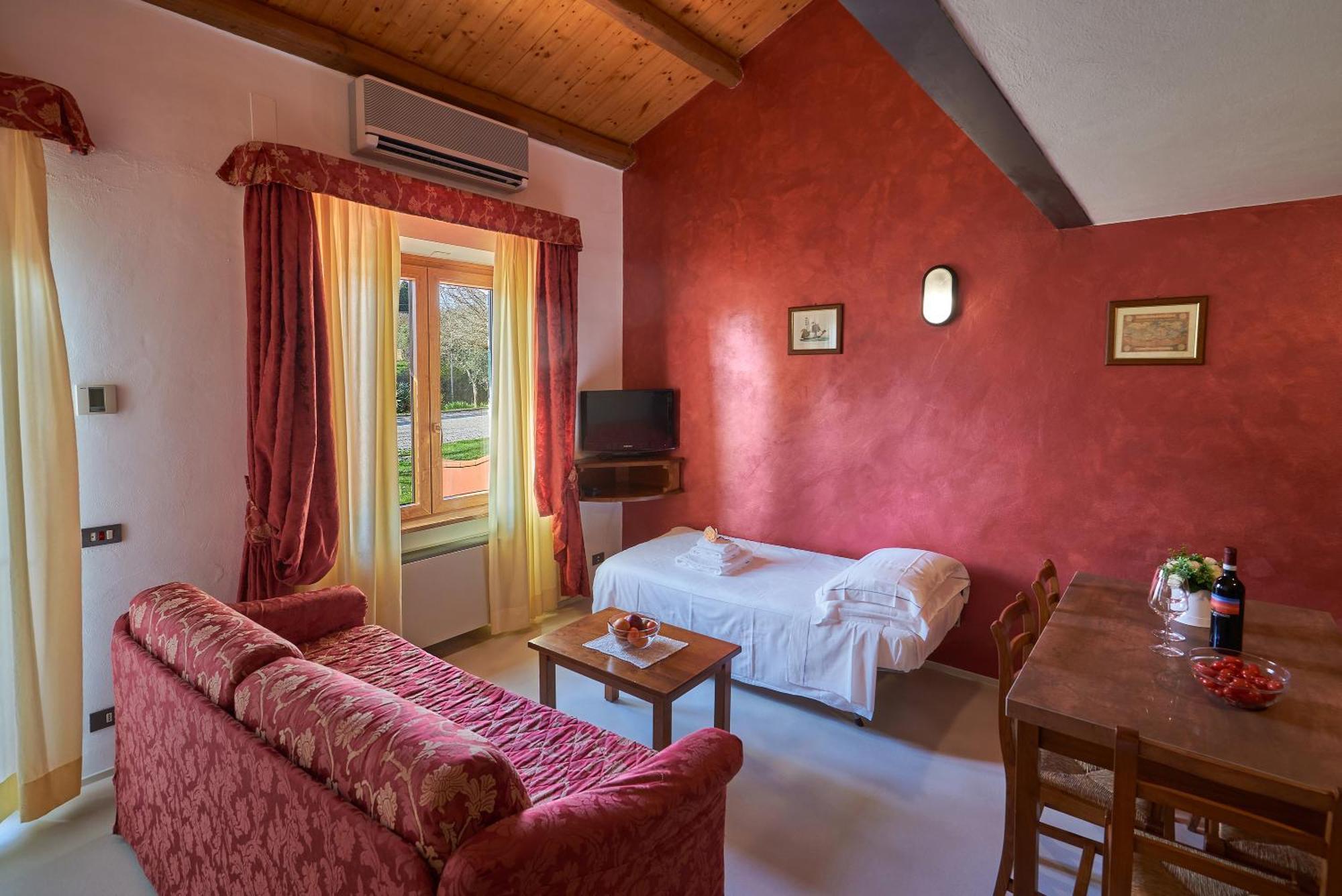 Casanova - Wellness Center La Grotta Etrusca Ξενοδοχείο San Quirico dʼOrcia Εξωτερικό φωτογραφία